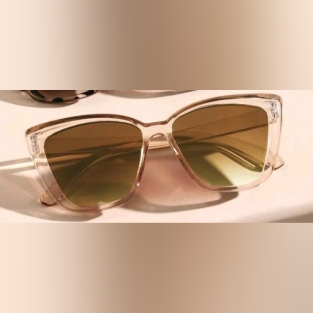 Stylish Tan Cat Eye Sunglasses